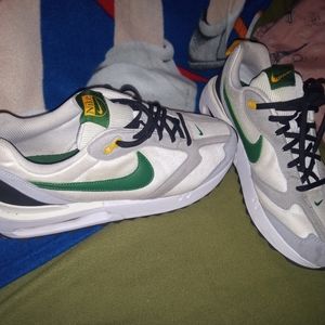 Nike size 10.5 green and white